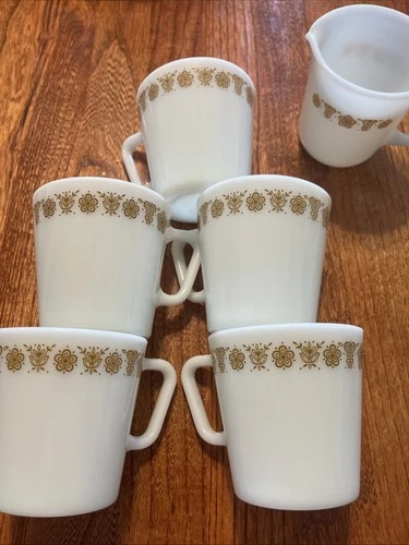 Pyrex Vintage D Handle Coffee Mug Set of 5, Golden Butterfly With Creamer