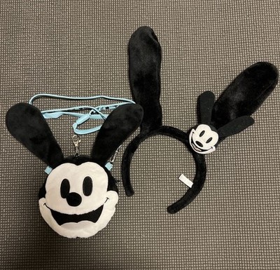 Tokyo Disney Resort Oswald The Lucky Rabbit Pass Case & Ears Headband Set Uesd
