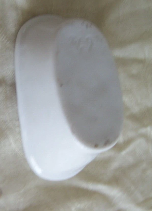 ANTIQUE BISQUE BABY IN PORCELAIN BATH TUB GERMAN - Image 3 of 4