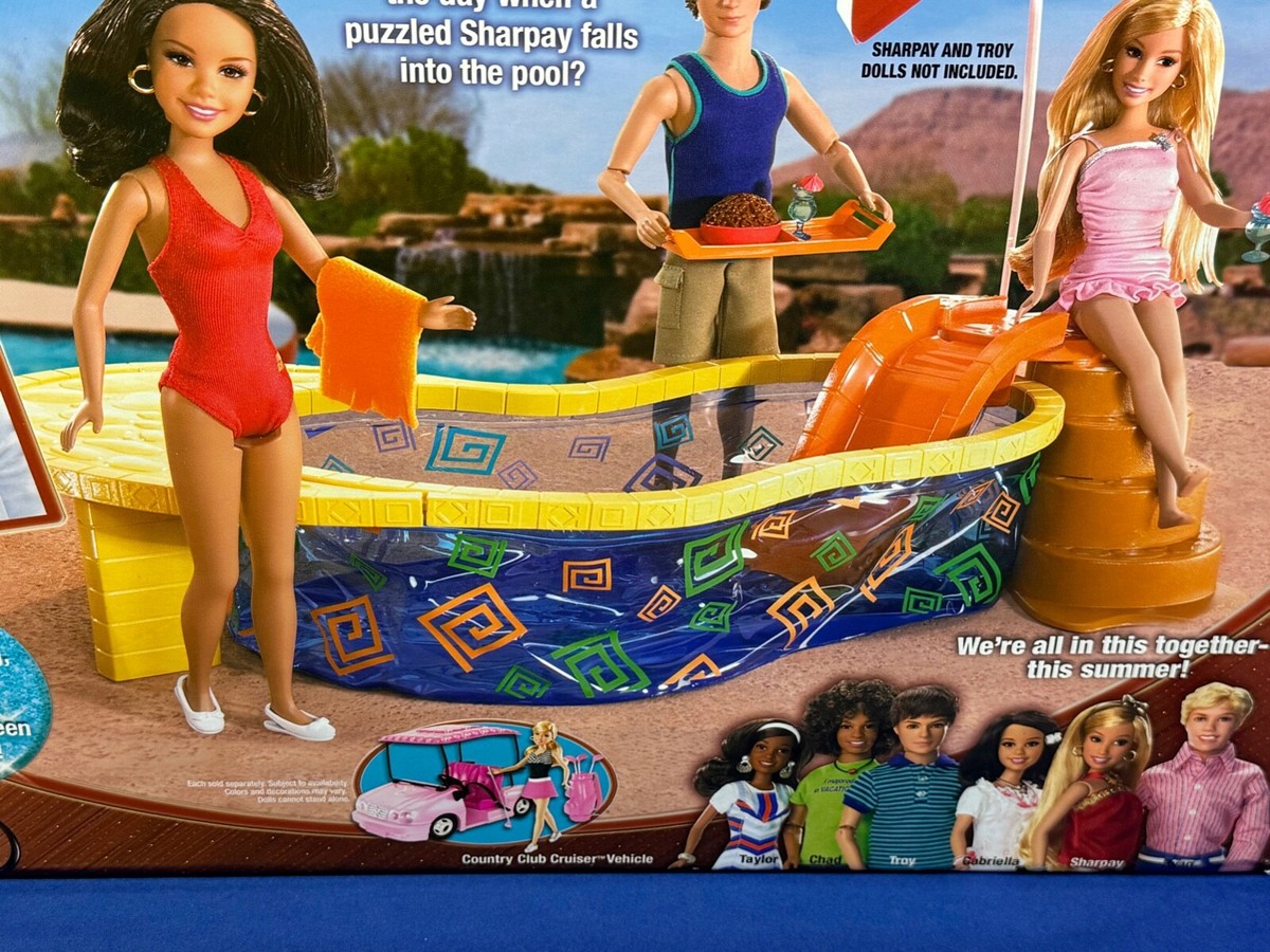 New High School Musical COUNTRY CLUB POOL GIFT SET with 10