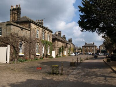 Foto 6x4 Ripley Marktplatz Ripley\/SE2860 The Ingilby Neugotik Stil um 2009