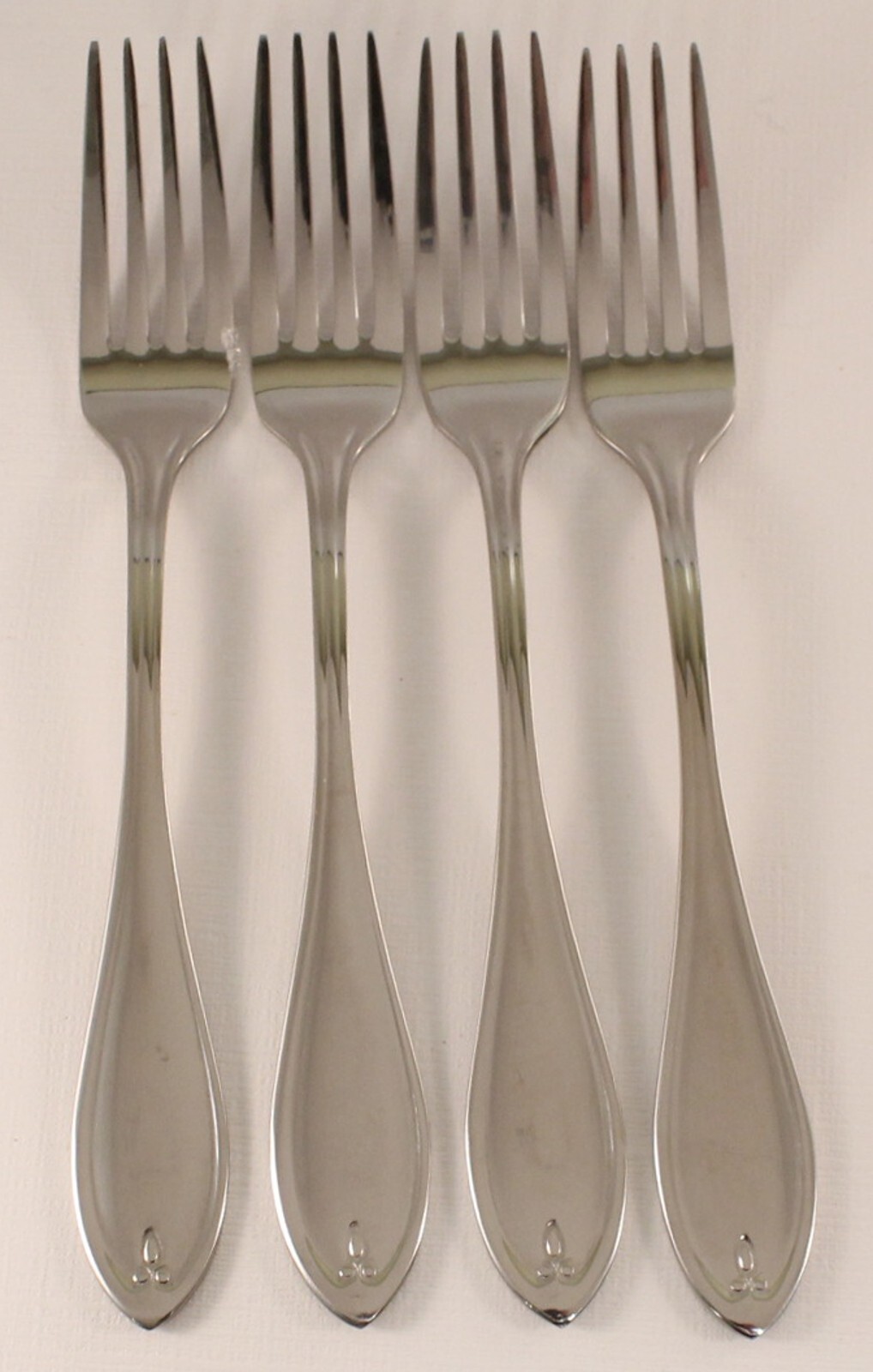 Oneida TEMPLE * Set of 4 * Salad Forks 7 1/8" Stainless 24-10 Nice Cond.