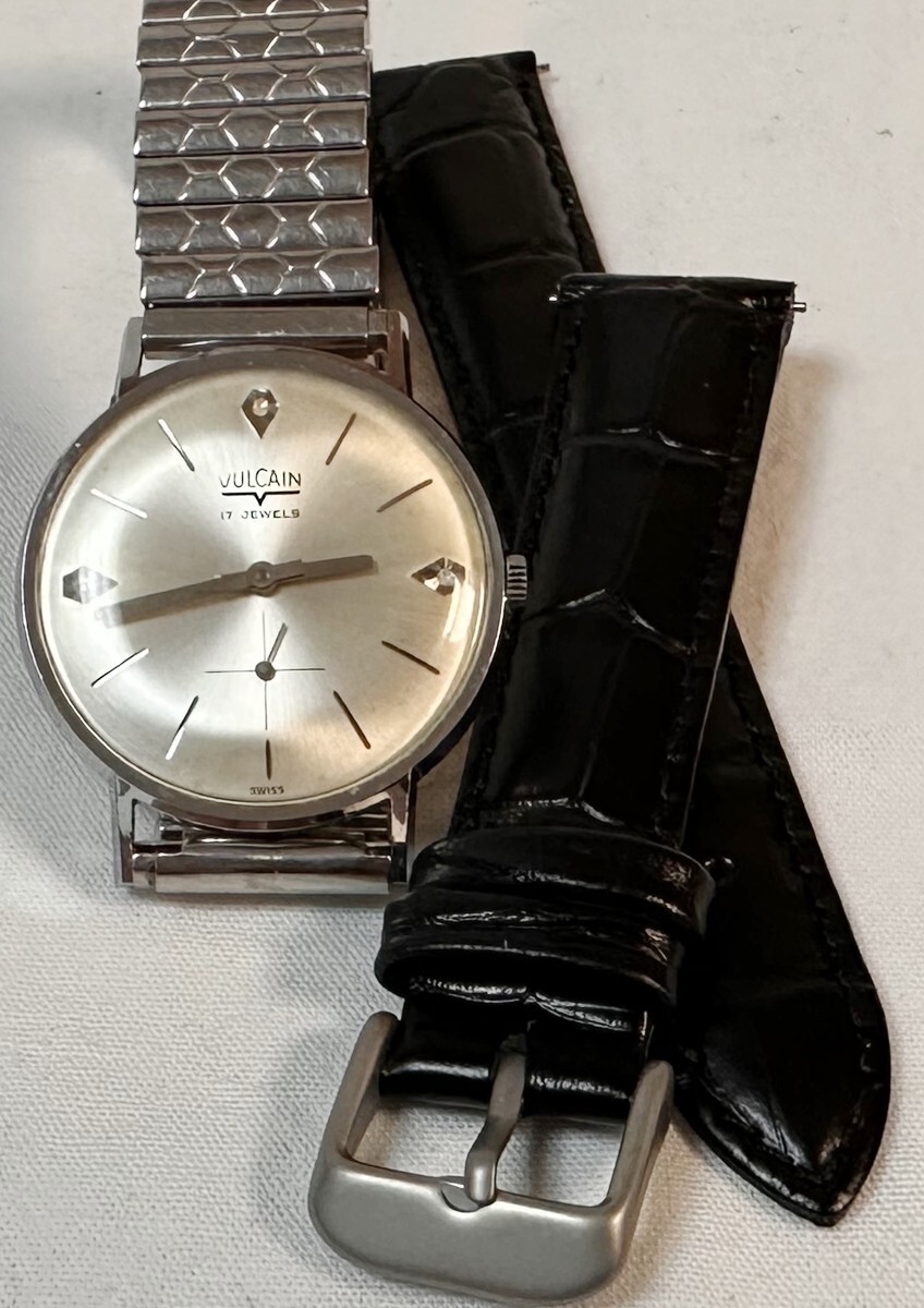 Vintage Vulcain 17 Jewel Watch Manual Wind 34mm Original Band + Leather