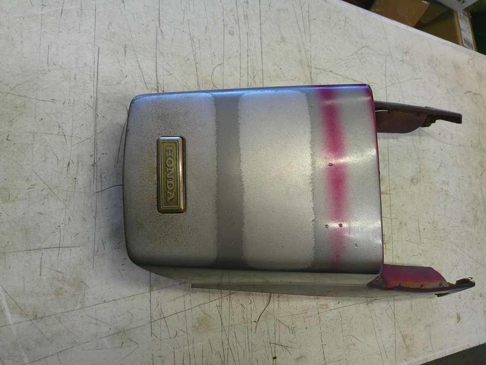 Guardabarros trasero Honda Sabre V45 VF750 1982-1983 carenado trasero cubierta plástico Foto 2 de 4