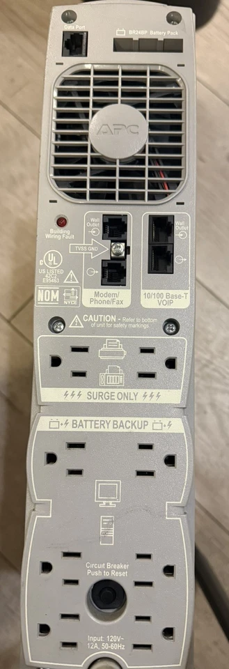 Back-UPS RS 1500 de APC sin batería fuente de alimentación de respaldo y protector contra sobretensiones, 120 VCA Foto 4 de 4