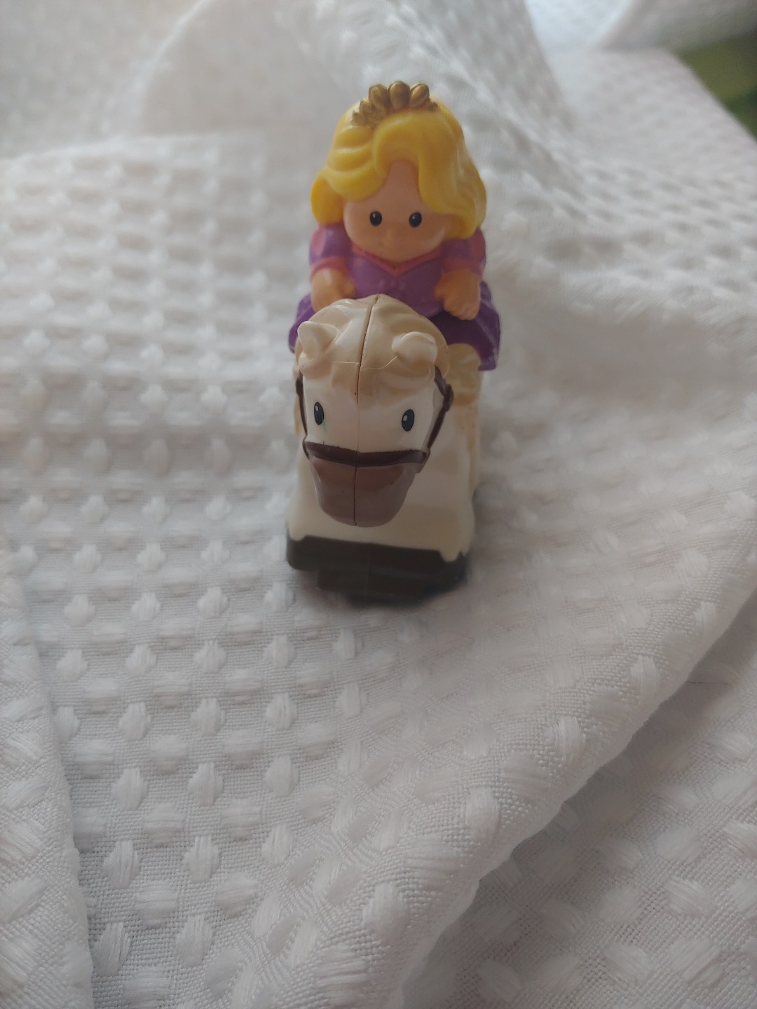 4 Disney Little People Klip Klops 3 Princess. And  RARE  Prince Eric  READ Used