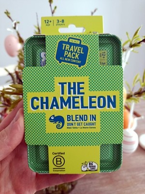 The Chameleon Party Game Blend In as Chameleon! Travel Pack Big Potato Games New