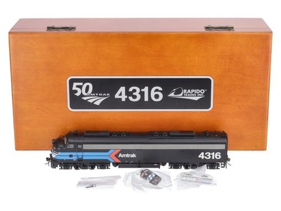 Rapido Trains 028599 HO Amtrak EMD E8A Diesel Locomotive Sound/DC/DCC #4316 MT