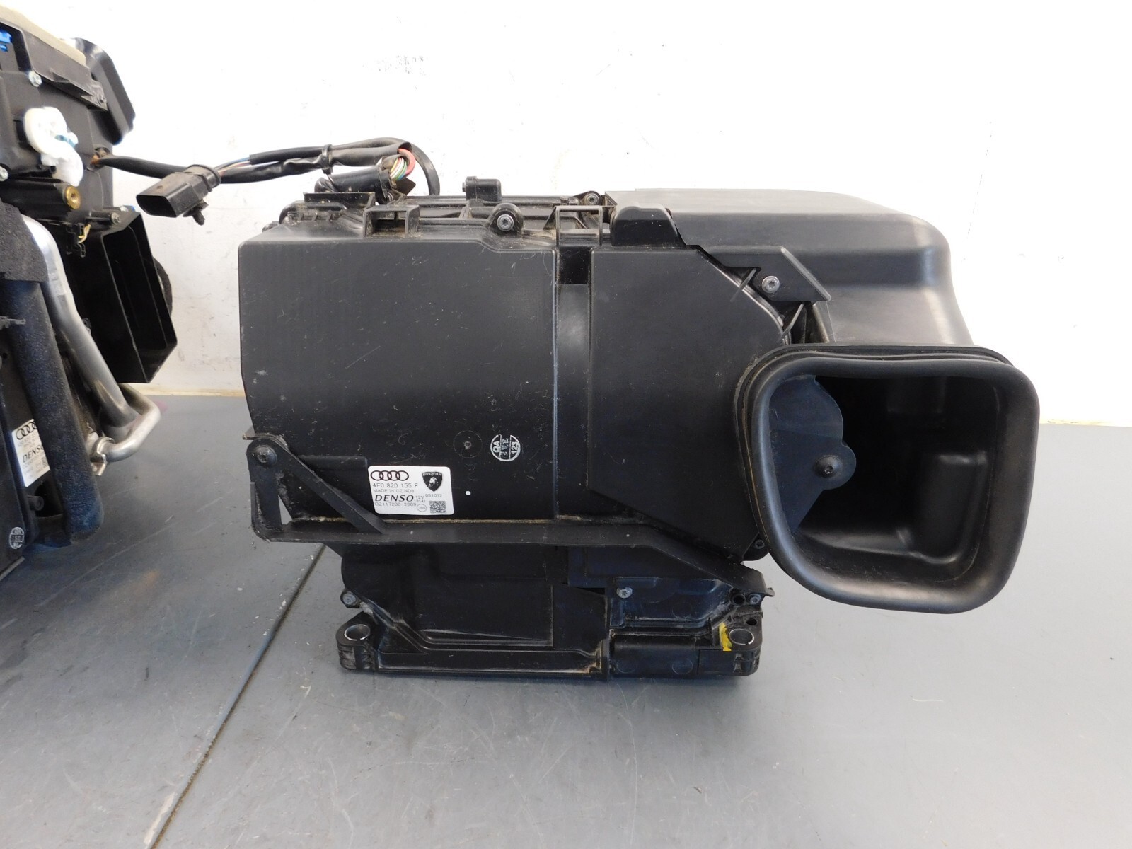 For 2011-15 Audi R8 V10 HVAC Unit/Fan Motor/Evaporator Heater #0146 I7