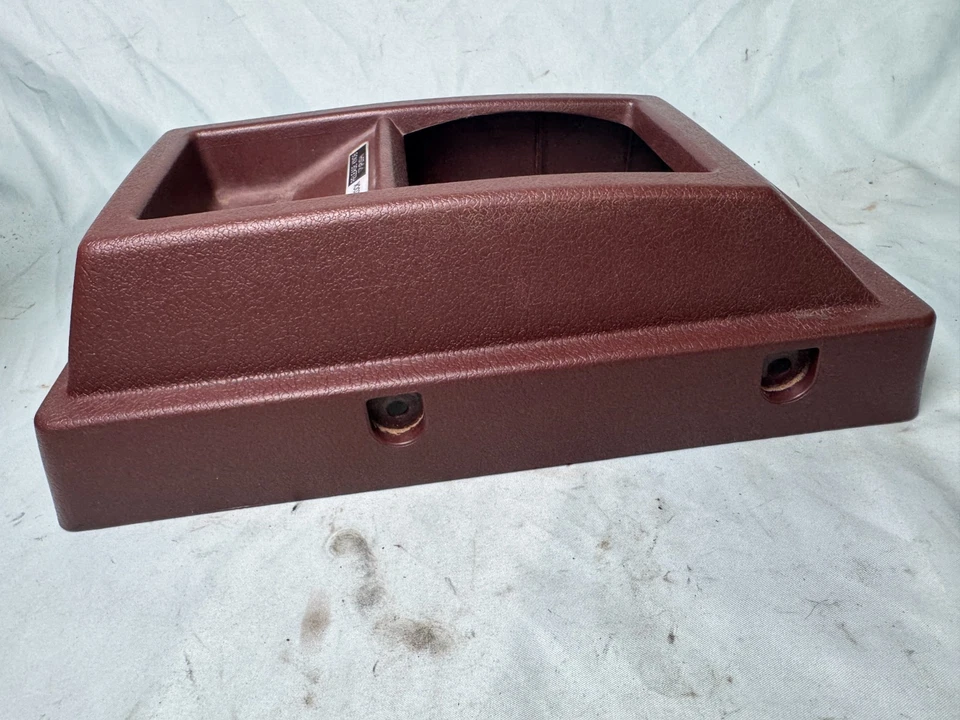 Отделочный ободок консоли автоматического переключения передач для пикапа Nissan D21 темно-бордовый красный - Изображение 3 из 4