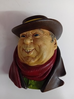 Bossons Wandbehang ''Tony Weller'' Wandbehang. 1964. 4,5'' hoch. Sehr guter Zustand (B).