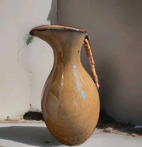 9,5"H PRIM BROCCA VINTAGE IN ARGILLA COREANA BEVERIDGE/DECORAZIONE PREOWENED "EUC" MARRONE DORATO