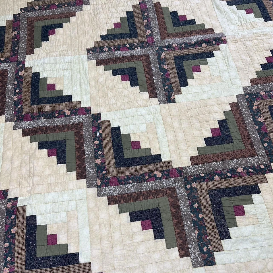 Edredón de cabaña de troncos vintage - Elegante diseño de retazos hecho a mano años 80 Foto 3 de 4