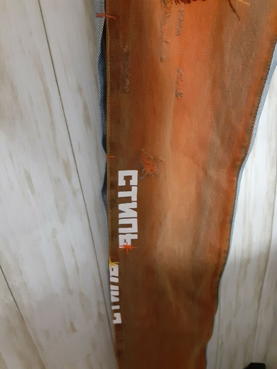 LEVIS HERON PRESTON 501 Orange Distressed Jeans - size 25x32 LEVIS HERON PRESTON 501 Orange Distressed Jeans - size 25x32
