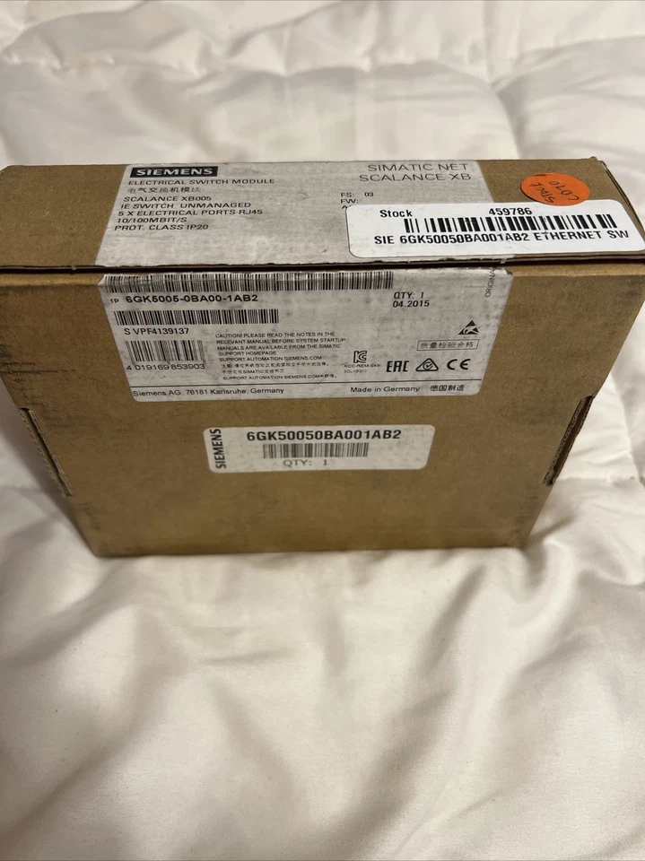 Interruptor Ethernet industrial Siemens 6GK5005-0BA00-1AB2 escala XB005 24VCC Foto 2 de 4