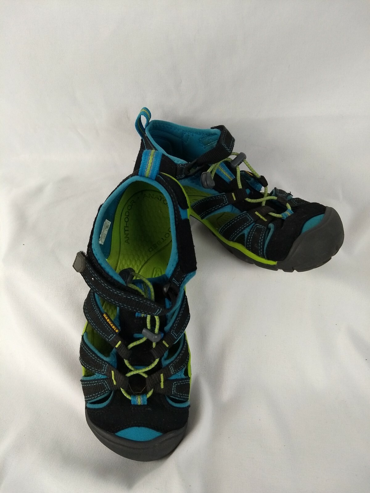 Sandalo acqua Keen's Sea Camp II CNX Big Kids taglia 5 colore nero blu verde