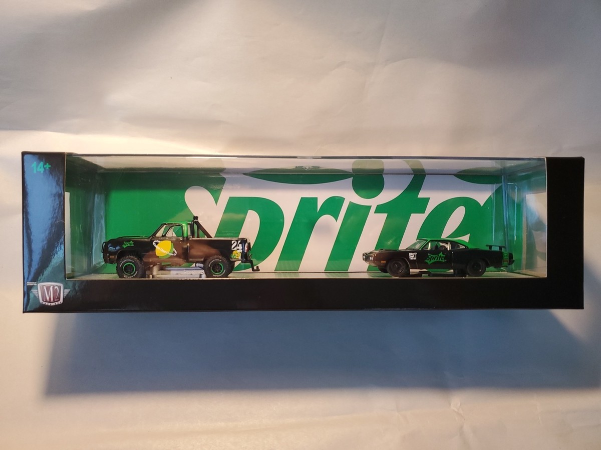 2025 M2 Machines Auto Haulers Sprite 1974 Dodge W200 Power Wagon