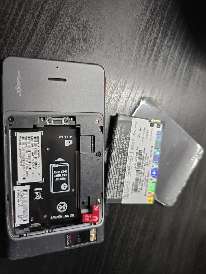 Smartphone Motorola Droid X MB810a- Negro Como Nuevo Foto 4 de 4