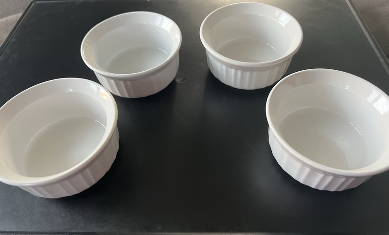 Set of 4 CorningWare French White Ribbed Ramekin 7 oz 200ml 4 x 2”