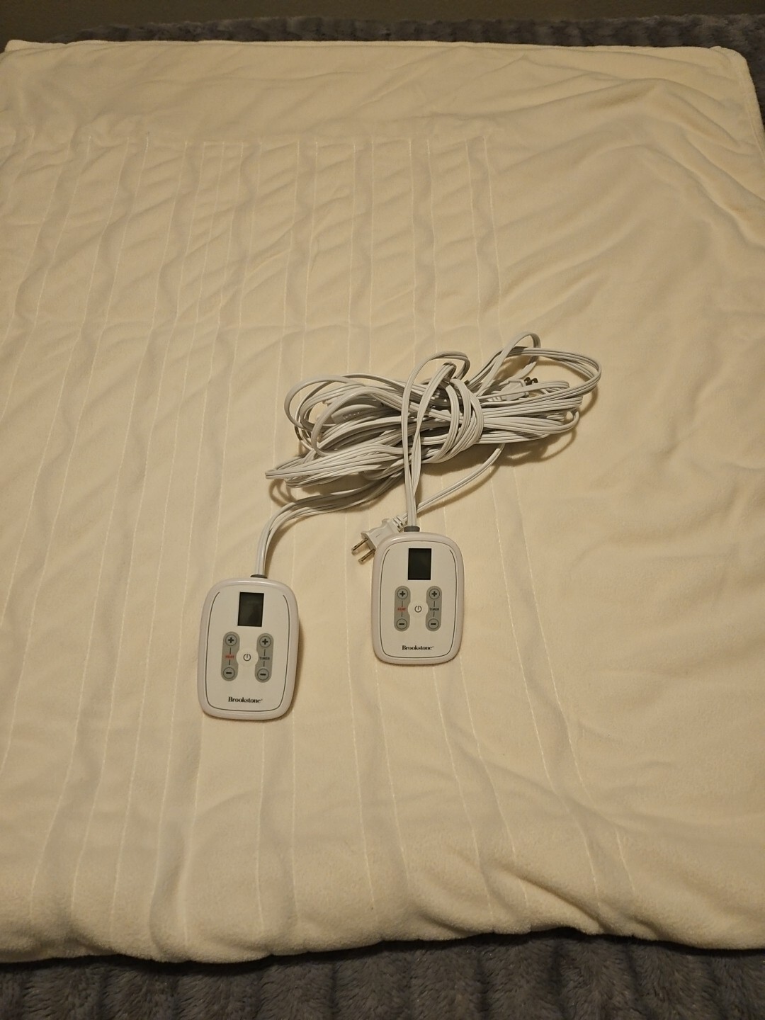 Brookstone London Luxury Dual Zone Warm Cozy Heated Blanket Ivory QUEEN