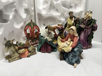 GRANDEUR NOEL HAND PAINTED PORCELAIN NATIVITY SET COLLECTOR'S