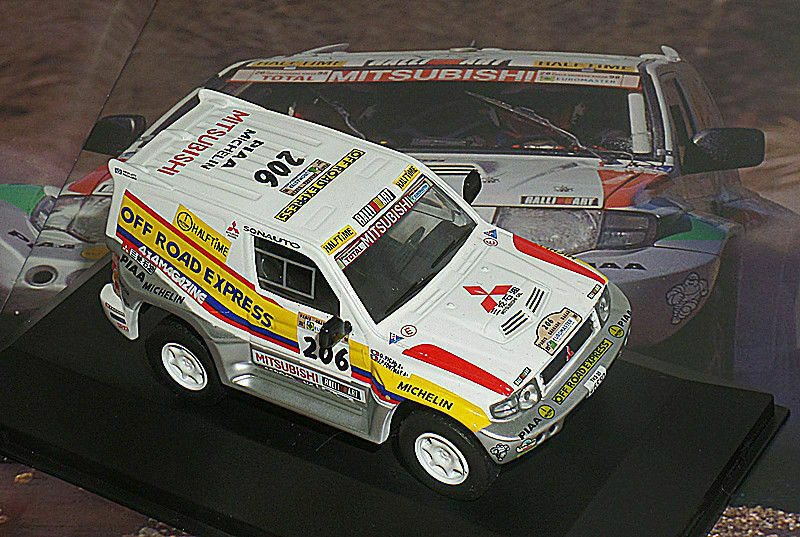Kit Maquette Voiture Mitsubishi Pajero Paris Dakar 1985 - Résine 1/43 - Jemmpy