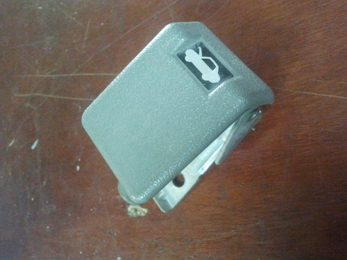 Mitsubishi Galant VI EA0 V6 Öffner Entriegelung Motorhaube