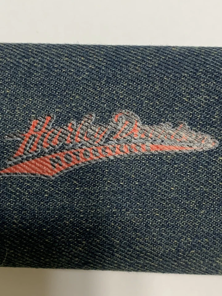 Estuche de mezclilla para gafas de sol rígidas Harley Davidson Foto 3 de 4