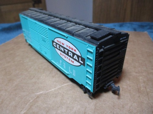 ROUNDHOUSE 40' D/DOOR BOXCAR NEW YORK CENTRAL - NYC #77141 ~ ESCALA HO~KIT CONSTRUIDO | Zustand: Used