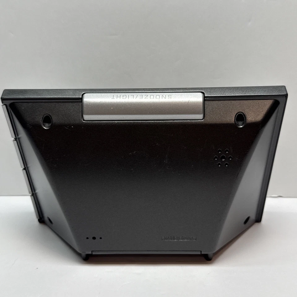 Acurite Atomic Alarm Clock with Date, Day of Week and Temperature J32 - Image 2 of 2