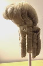 Dollspart Extra Long Curls Doll Wig Style 01018 Blond Size 13 New in Package