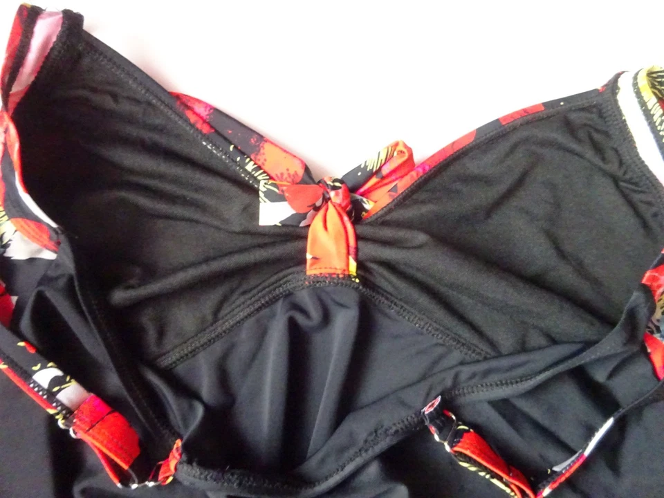 Tankini- / Bikini-Oberteil bpc selection bonprix 44 schwarz Cups floral bunt NEU - Bild 4 von 4