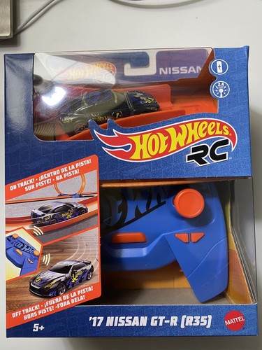 Hot Wheels R/C 2017 Nissan GT-R R35 RC Scala 1:64 Telecomando Auto