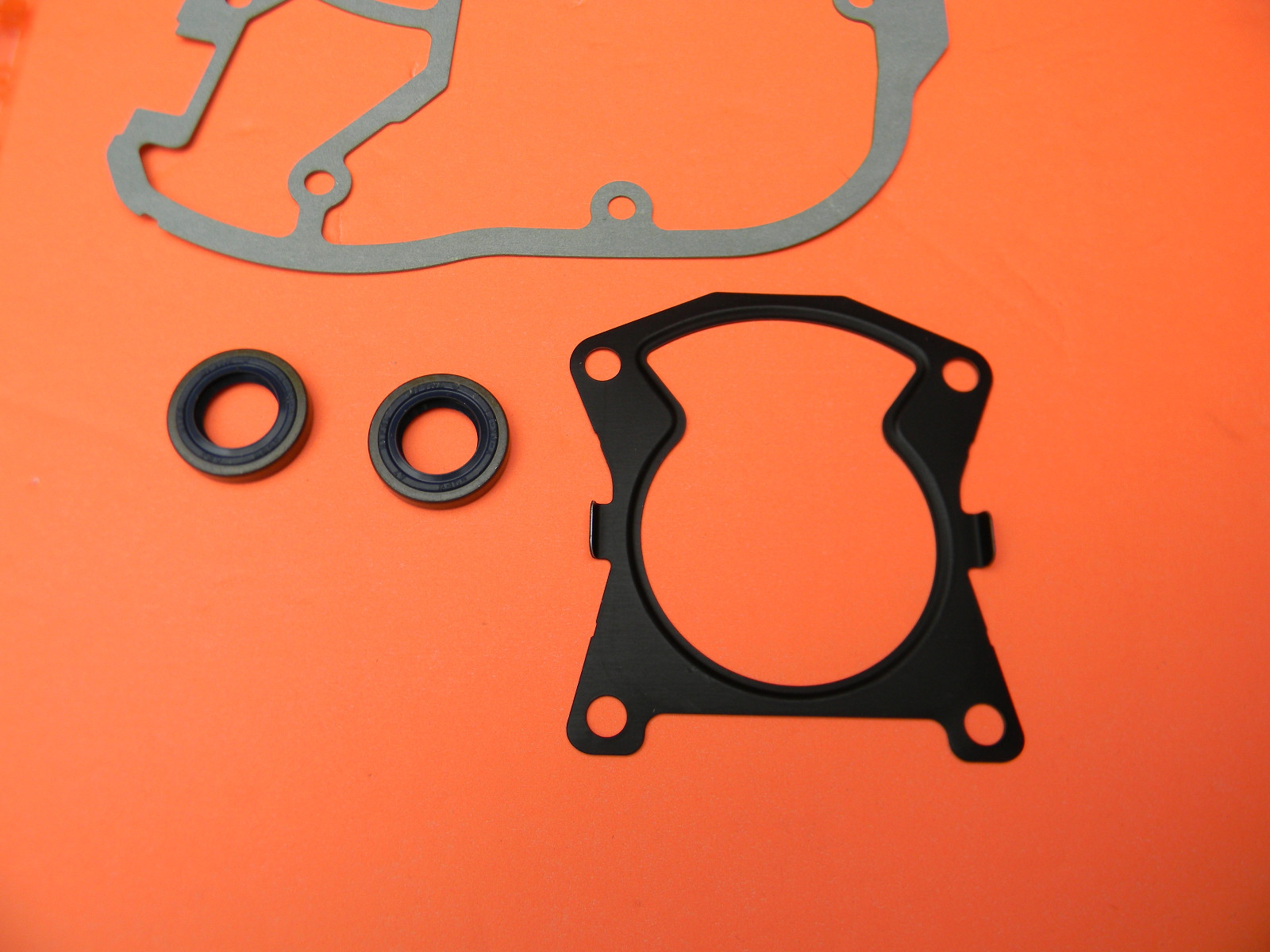 SERIE GUARNIZIONI STIHL Ms201/Ms201T 11450071601 - Foto 2