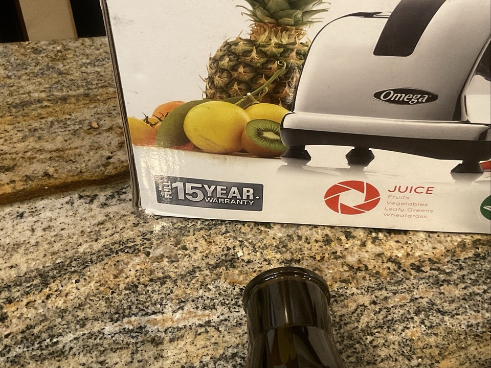 Omega J8006HDC Cold Press Juicer Machine, Vegetable and Fruit Juice