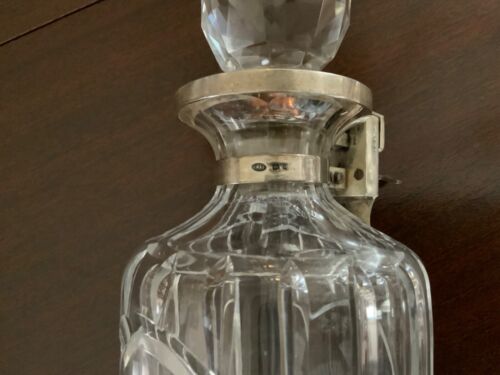 ANTIQUE ENGLISH SINGLE LOCK BOTTLE TANTALUS /DECANTER - BETJEMANN HALLMARKED - Picture 5 of 15