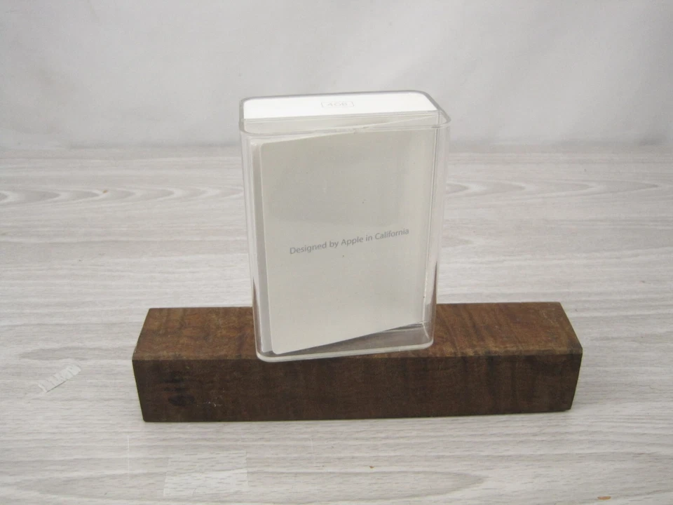 Apple iPod Nano 4GB Player Model A1236 CASE ONLY - Image 2 of 4