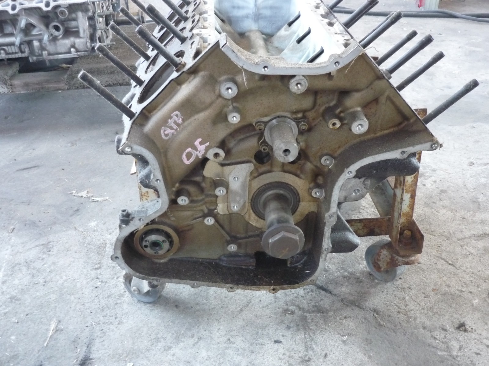 Maserati 05 Quattroporte Engine Block With Pistons & Crankshaft