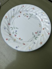 Corelle Corning ENGLISH MEADOW Dinner Plates Bread Plates 4 Each Retired