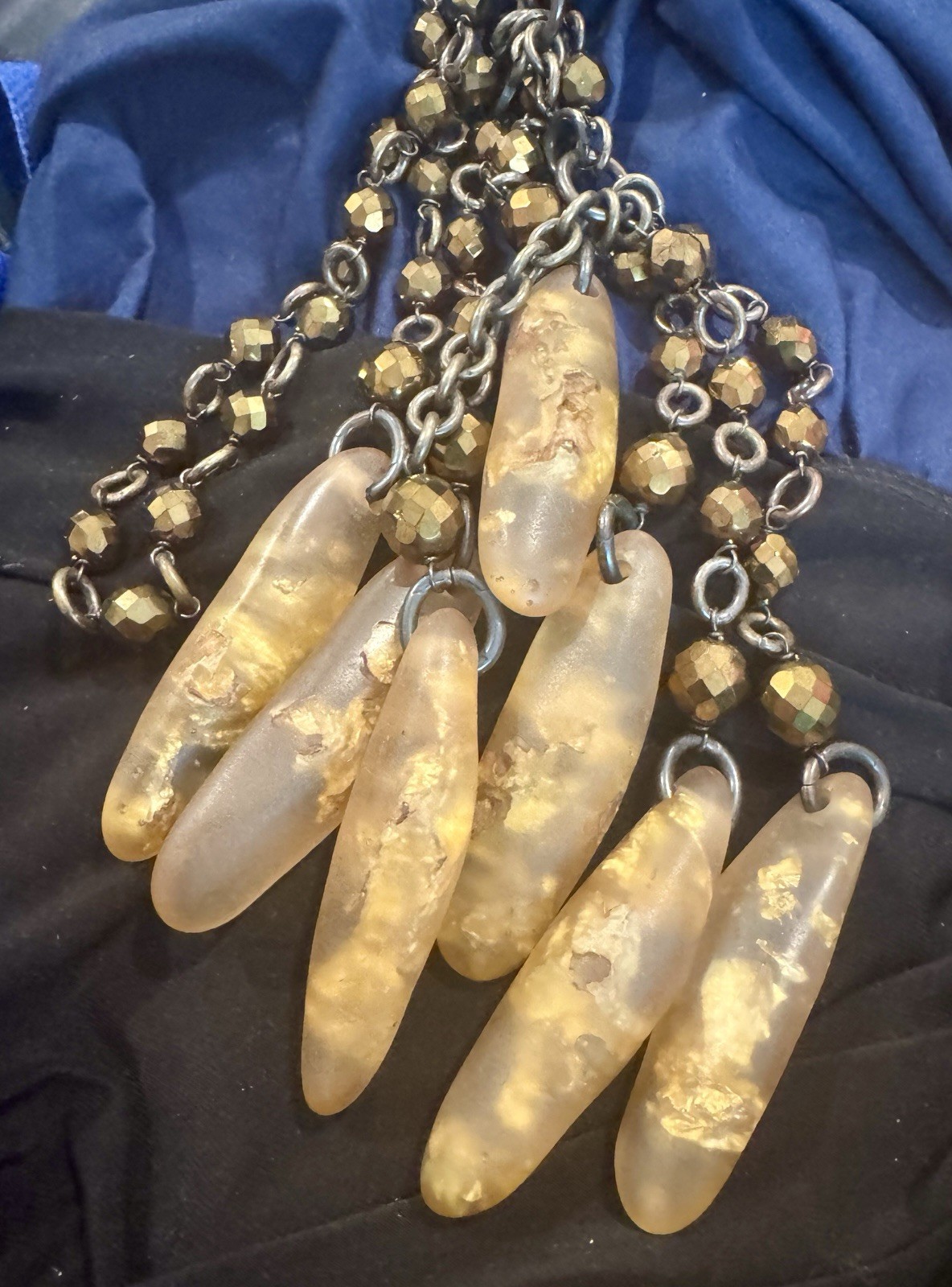 Important Signed Gold Leaf Resin Dangle Statement… - image 2