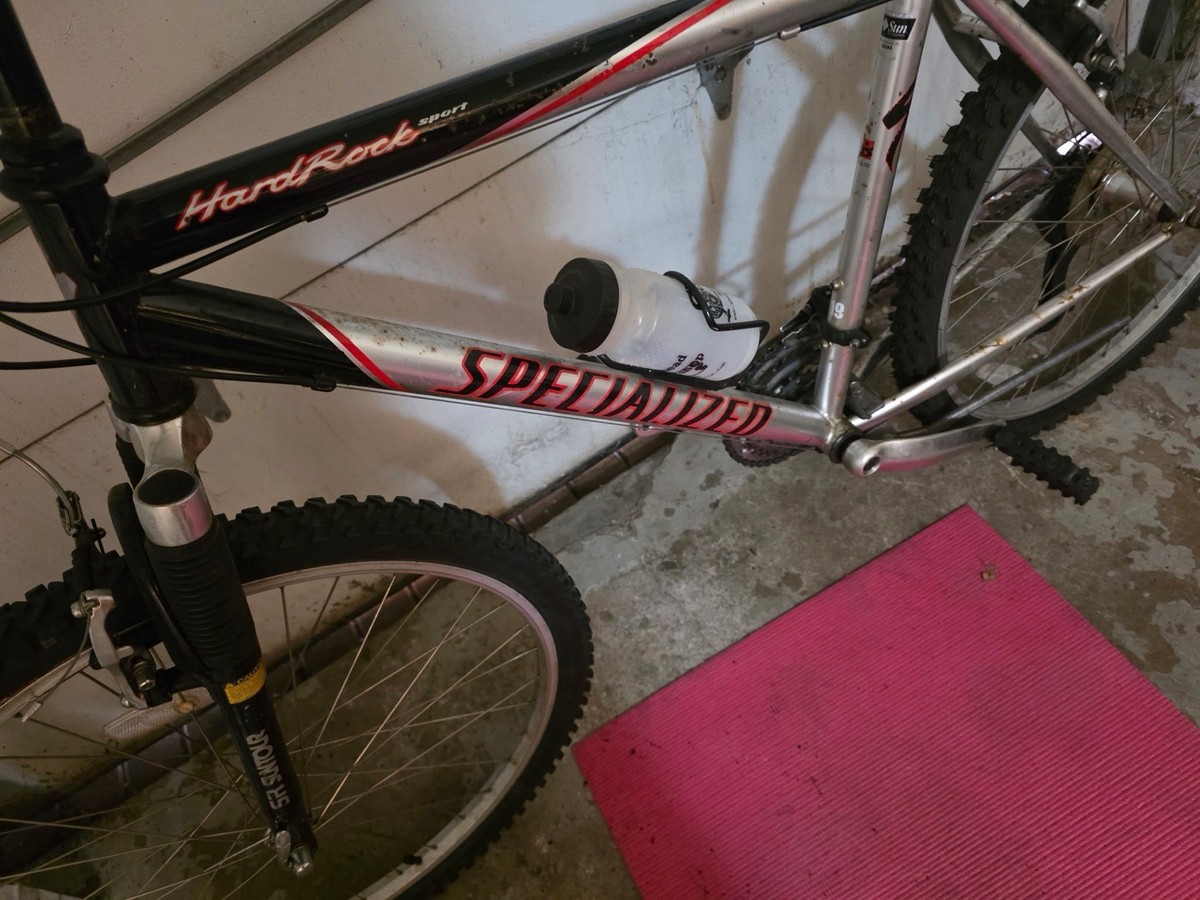 Specialized HardRock Mountain Bike 26 Inch Wheel | eBay