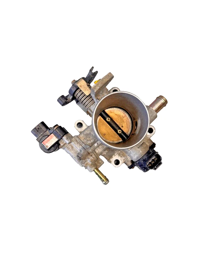 2003 - 2004 Toyota Corolla Matrix 1.8L Throttle Body Assembly / 2221022170 - Image 3 of 4