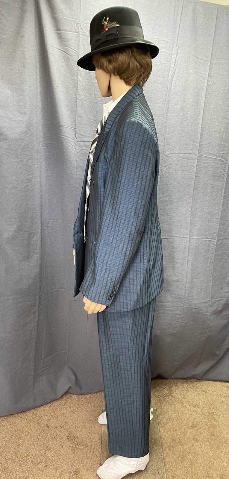 Steel blue - 4 Double Breasted Gangster suit - ex… - image 2