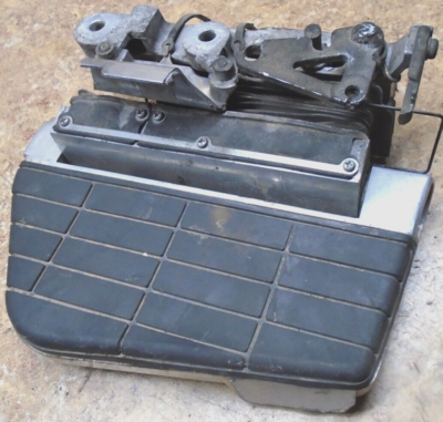 EST専用 1998 Honda Goldwing GL1500 GL 1500 SE Left Side Peg Stem Footrest