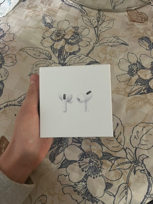 Wireless AirPods Pro with Noise Cancellation-image