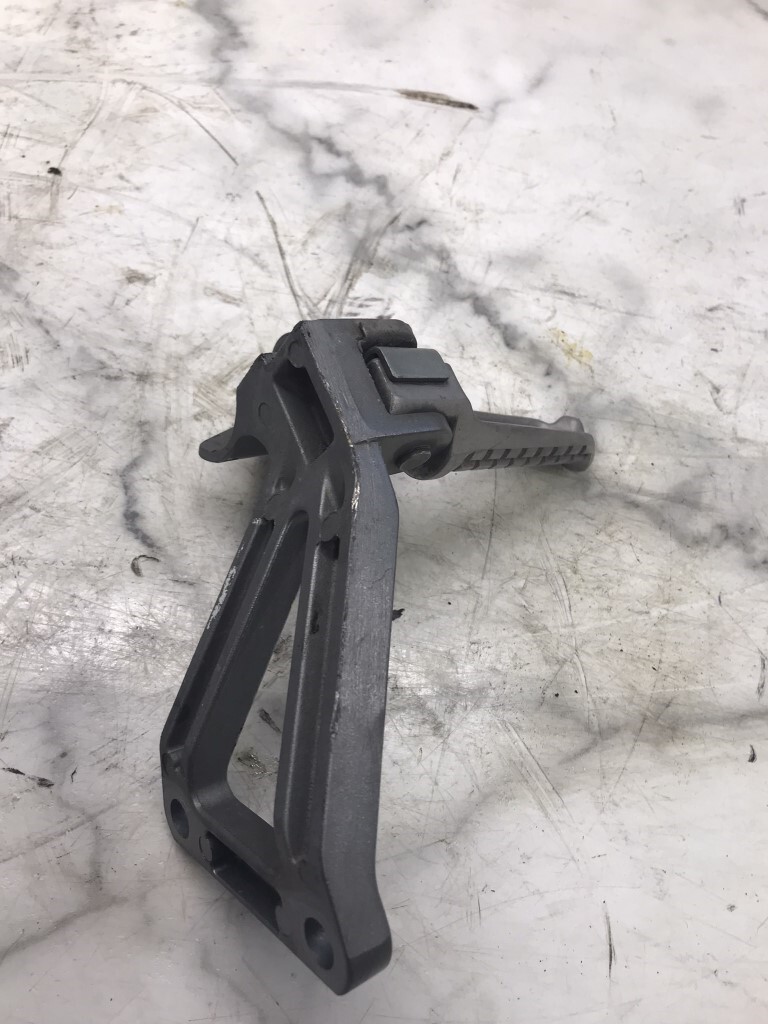 layページ 96 Kawasaki ZX9 ZX 9 900 ZX900 Ninja Front Left Foot Peg