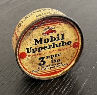 Vintage Small 2oz Gargoyle Mobil Upperlube Unopened Tin