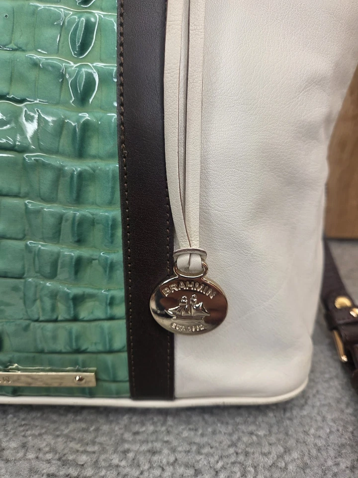 Bolso Cartera BRAHMIN Dome Duxbury Cuero Crema con Acento Azul Verde Cocodrilo  Foto 2 de 4