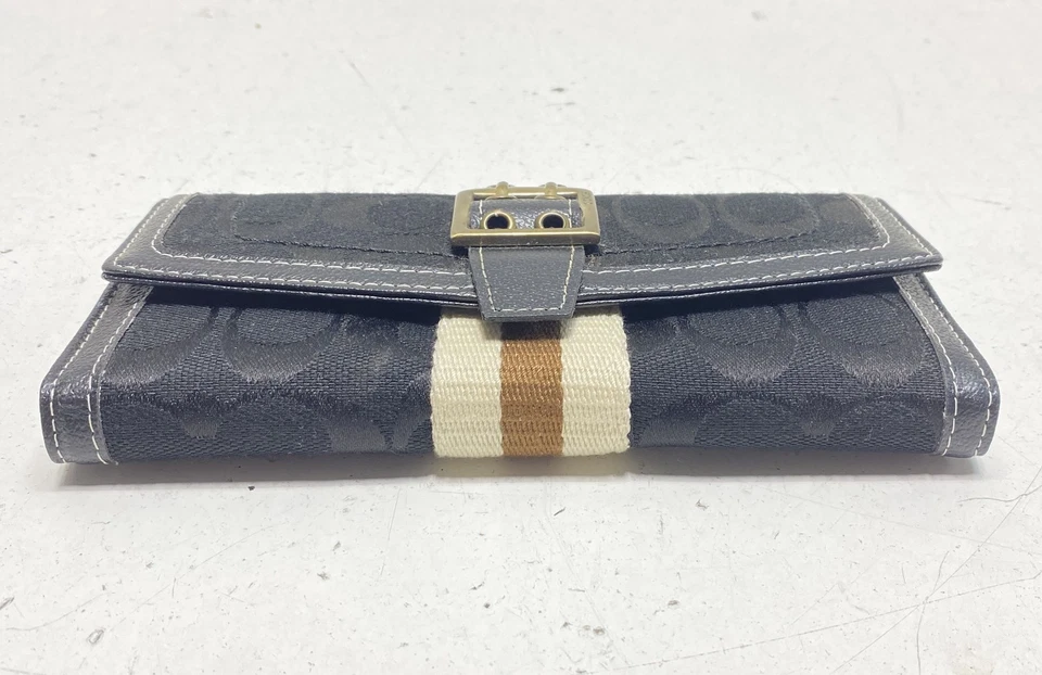 Женский клатч/бумажник Coach черный фирменный холщовый в полоску с пряжкой - Изображение 3 из 4