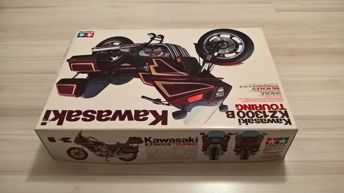 Kawasaki KZ1300B Touring in huge 1:6 scale | eBay Kawasaki KZ1300B Touring in huge 1:6 scale | eBay